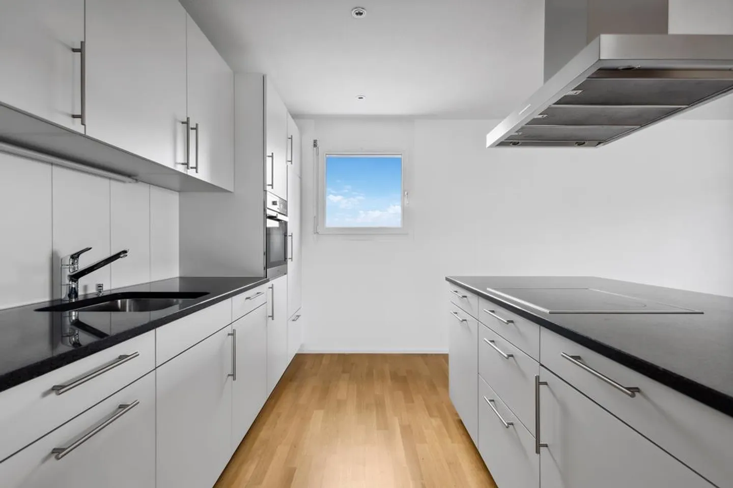 Appartement Attique Lumineux - Photo 4 sur 12