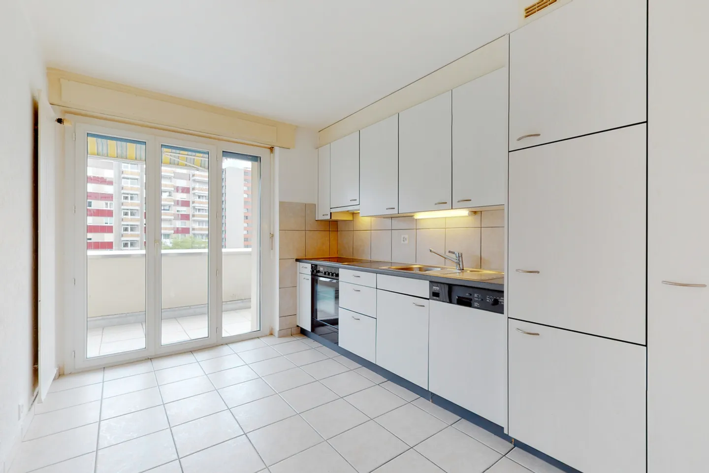Appartement spacieux 3 pièces - Photo 4 sur 12