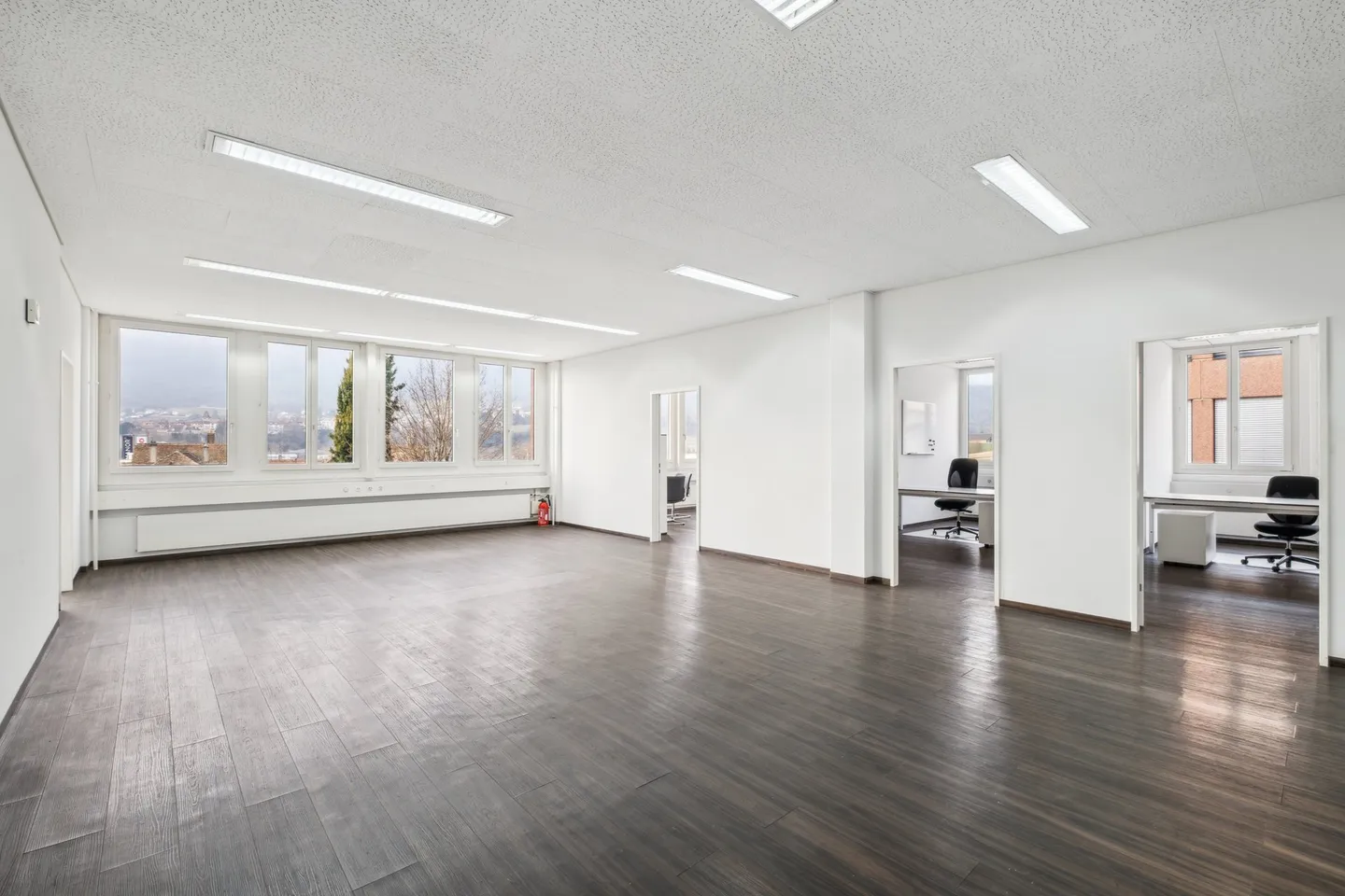 Modern office of 530m2 - Photo 8 of 8