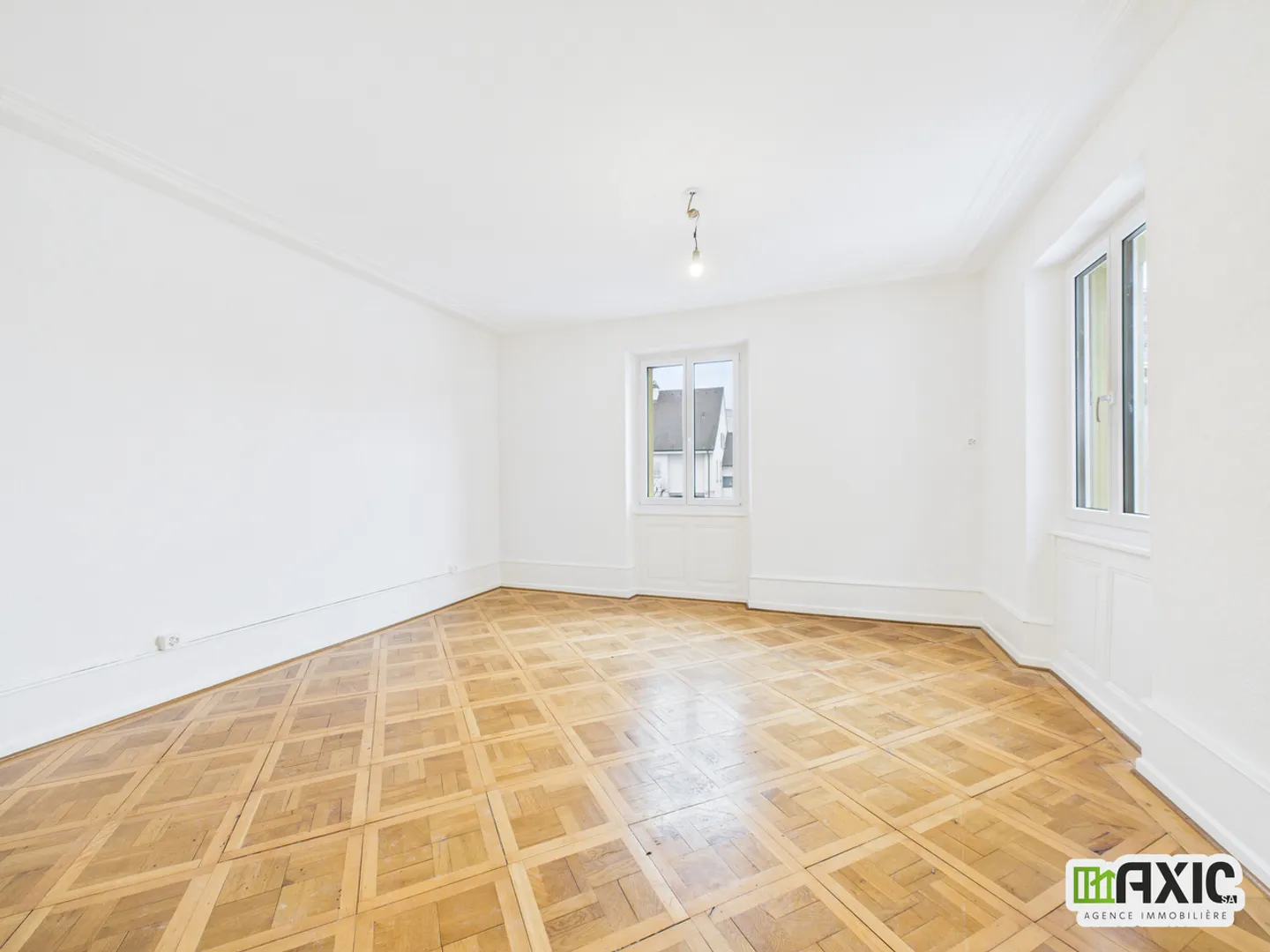 Bel appartement de 3,5 pcs en duplex au coeur de Delémont avec loggia - Photo 3 sur 11