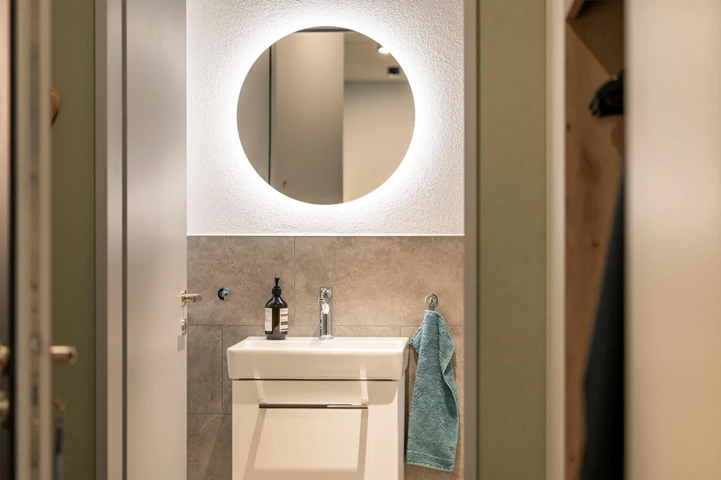 Moderno appartamento duplex di 3,5 locali con vista mozzafiato - Foto 8 di 25