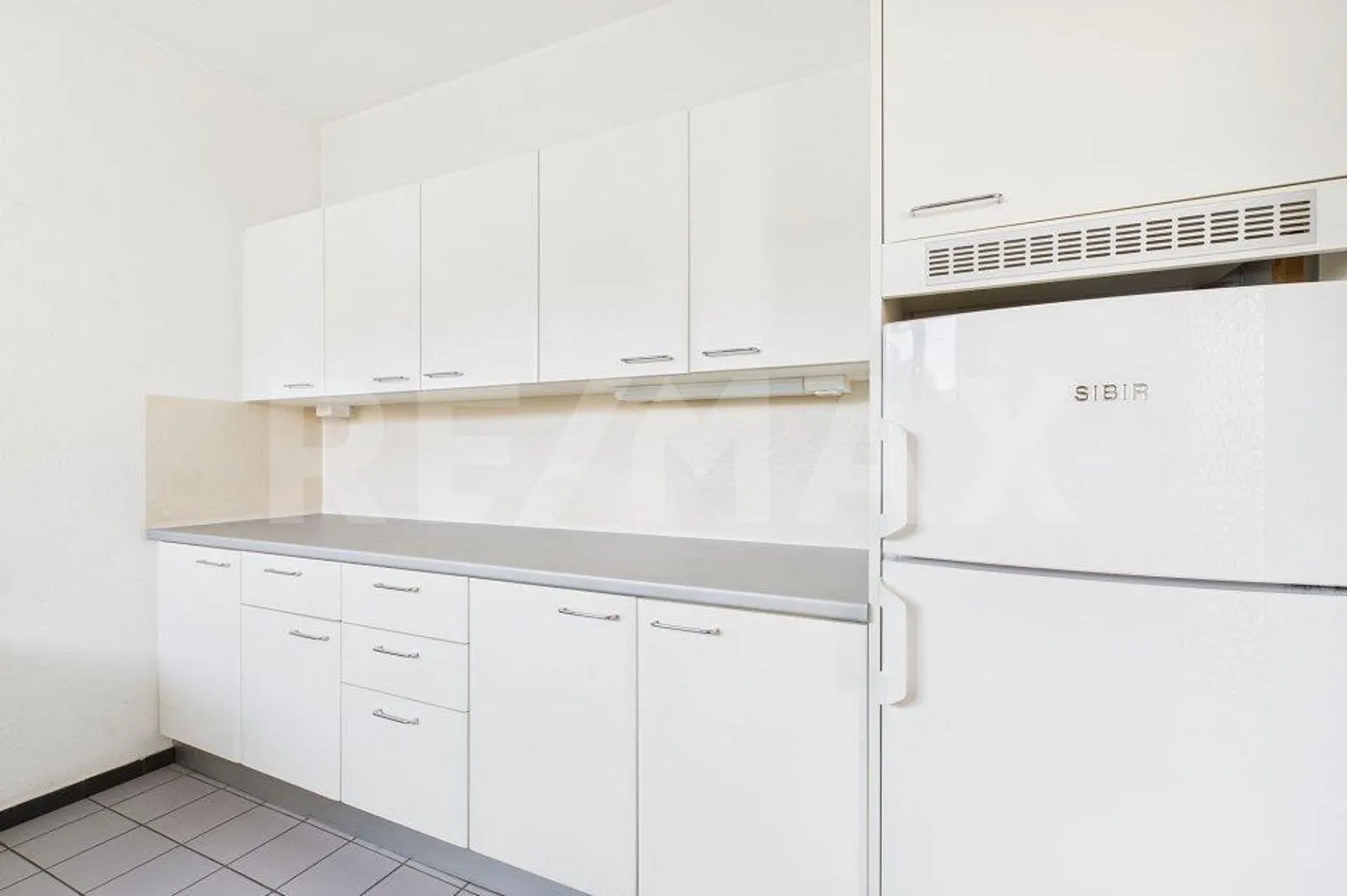 Appartement 3,5 avec balcon vue panoramique - Photo 4 sur 12