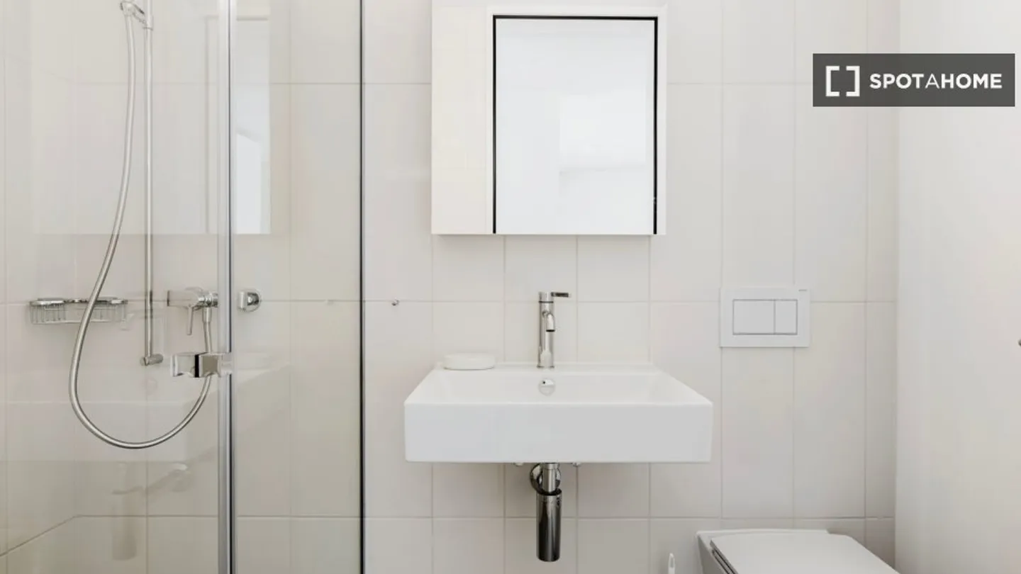 Apartment in Zurich - Photo 18 of 18