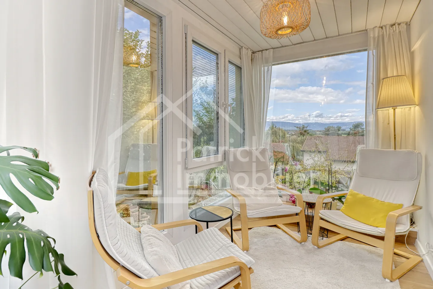 Charmantes 7,5-Zimmer-Haus - Pool, baumgesäumter Garten und freie Sicht - Foto 4 di 13