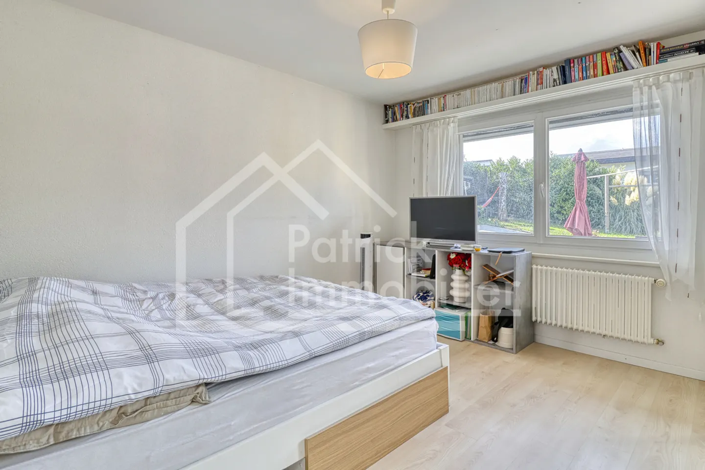 Charmantes 7,5-Zimmer-Haus - Pool, baumgesäumter Garten und freie Sicht - Foto 8 di 13