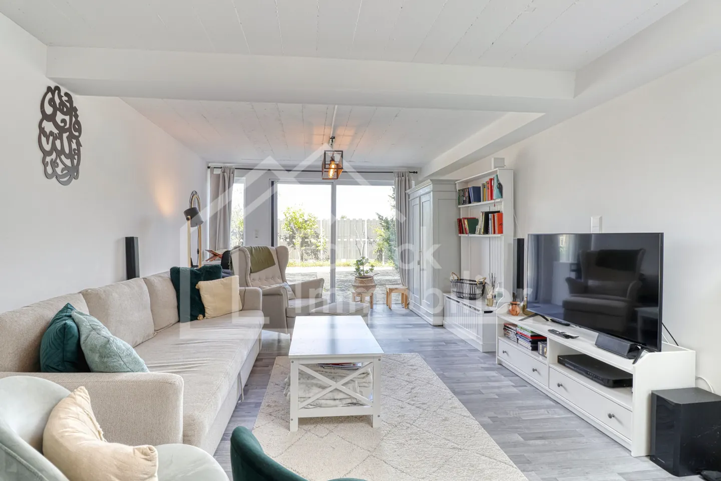 Charmantes 7,5-Zimmer-Haus - Pool, baumgesäumter Garten und freie Sicht - Foto 10 di 13