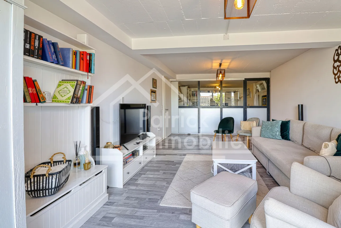 Charmantes 7,5-Zimmer-Haus - Pool, baumgesäumter Garten und freie Sicht - Foto 11 di 13