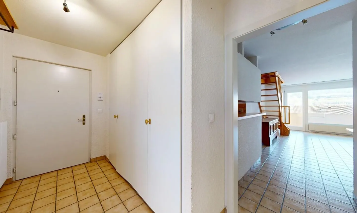 Magnificent penthouse duplex – 4 rooms - Photo 4 of 13