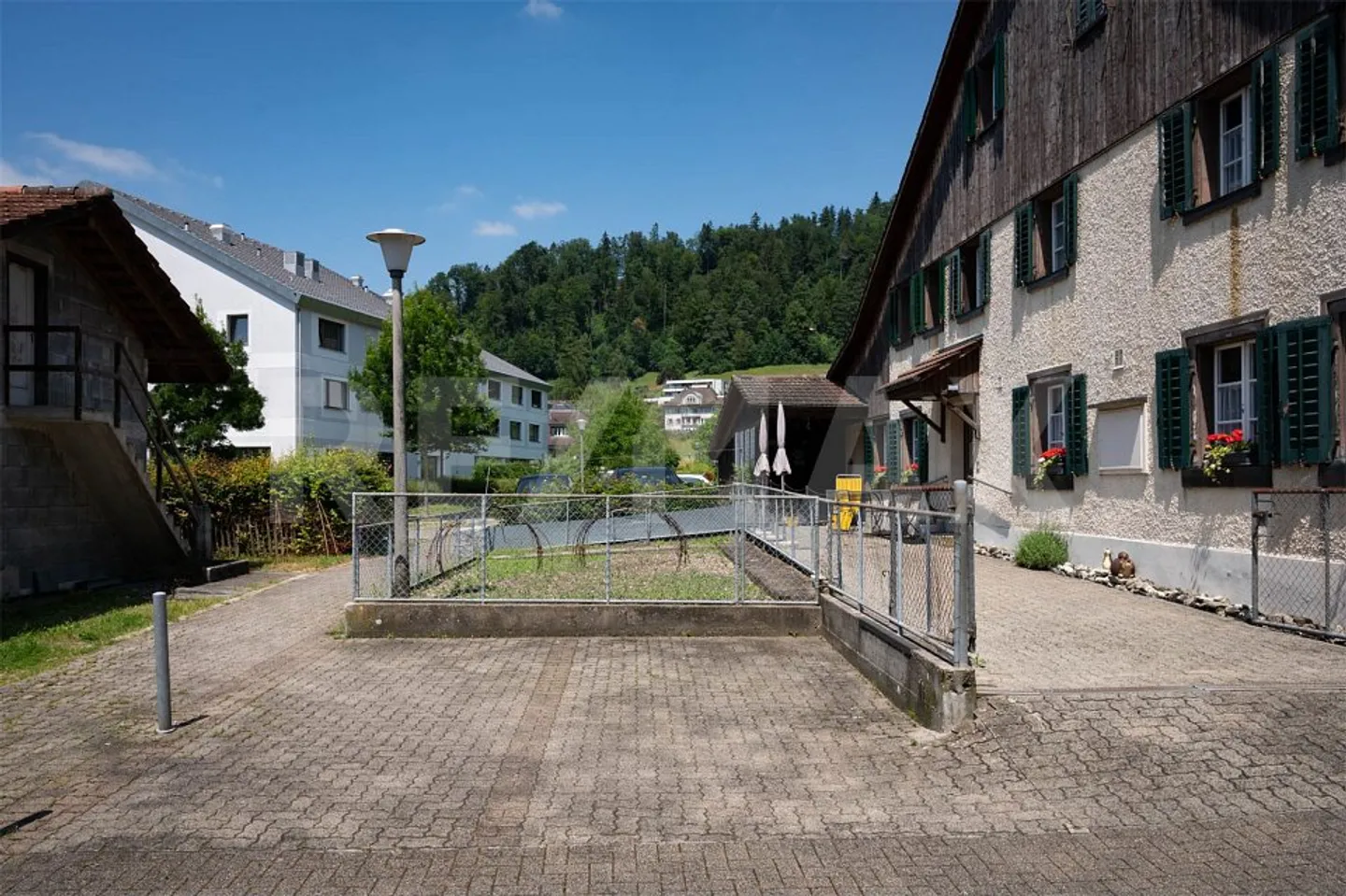 Geräumiges Familienhaus in Turbenthal - Foto 2 von 13