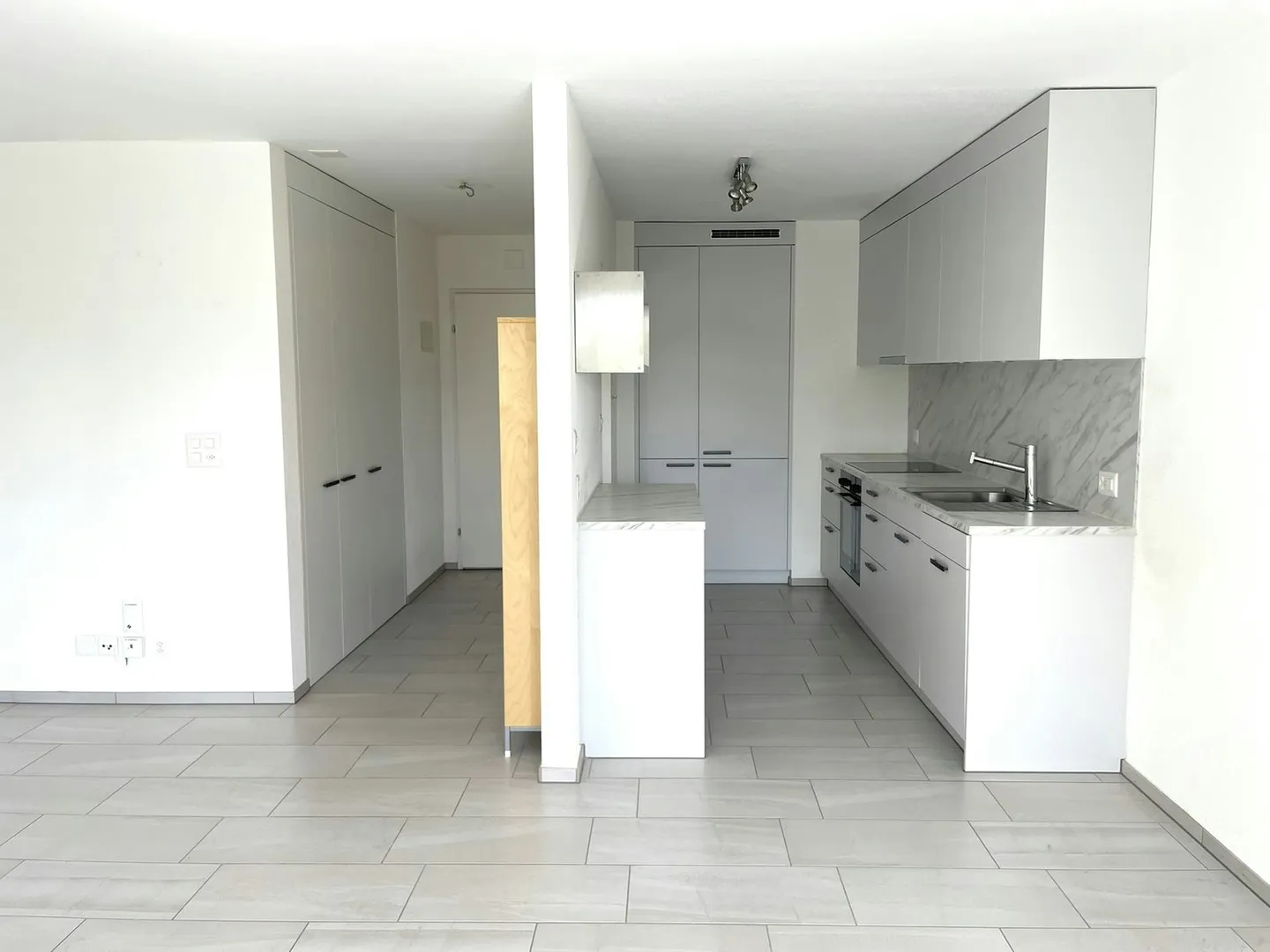 Helle 3.5-Zimmer-Wohnung im beliebten Lacuna-Quartier - ruhig, grün und zentral gelegen - Foto 2 von 13