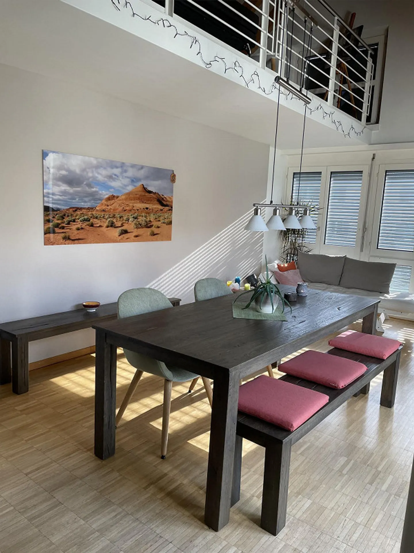 Bel appartement sous les toits avec galerie - Photo 2 sur 10