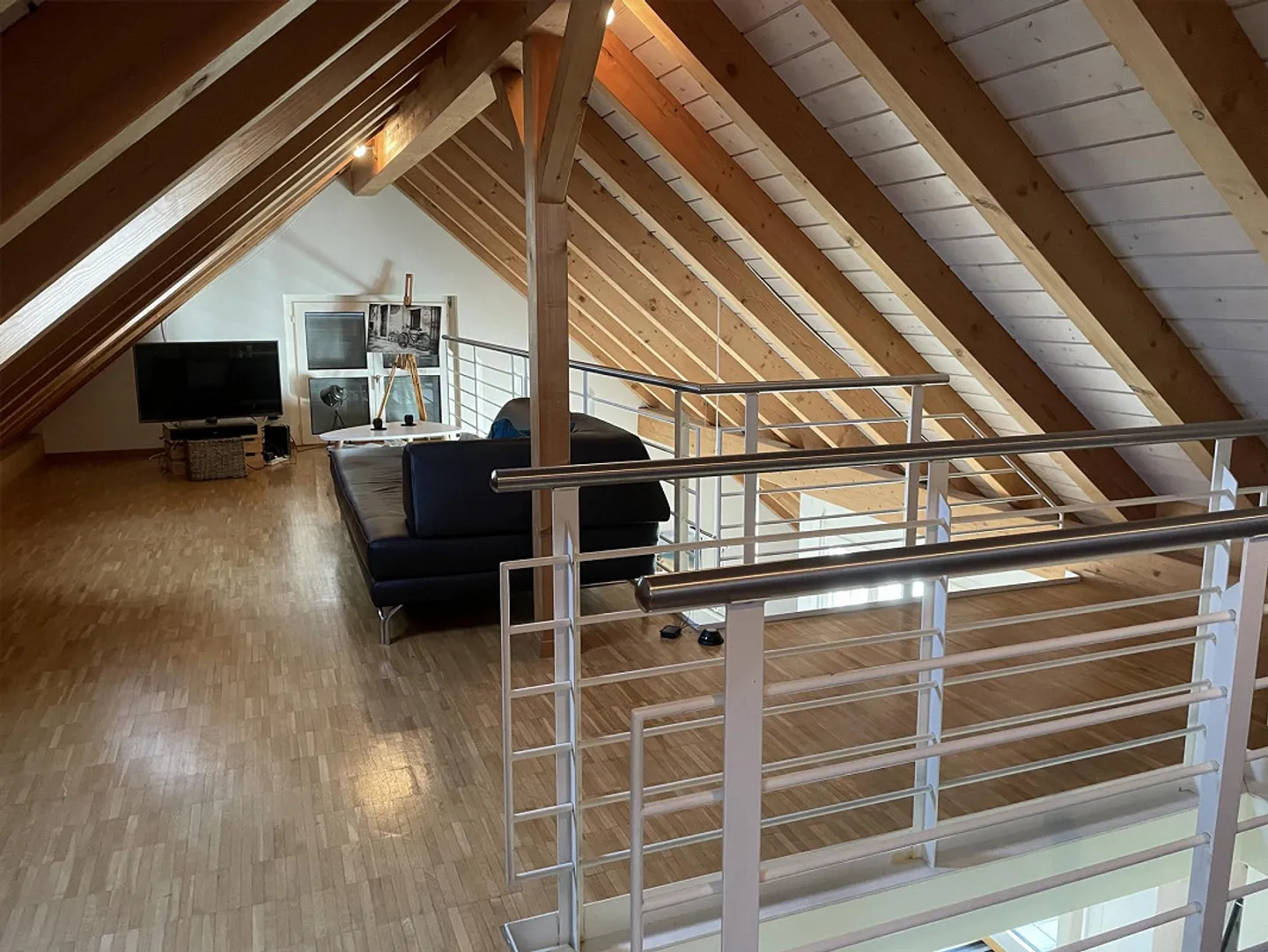 Bel appartement sous les toits avec galerie - Photo 6 sur 10