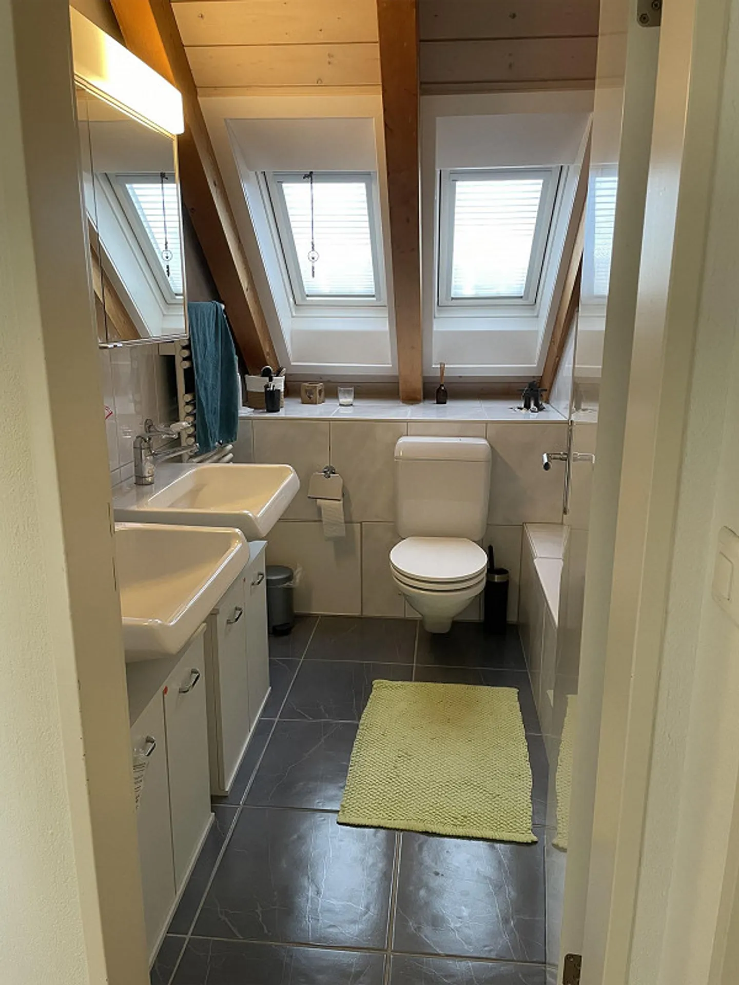 Bel appartement sous les toits avec galerie - Photo 9 sur 10