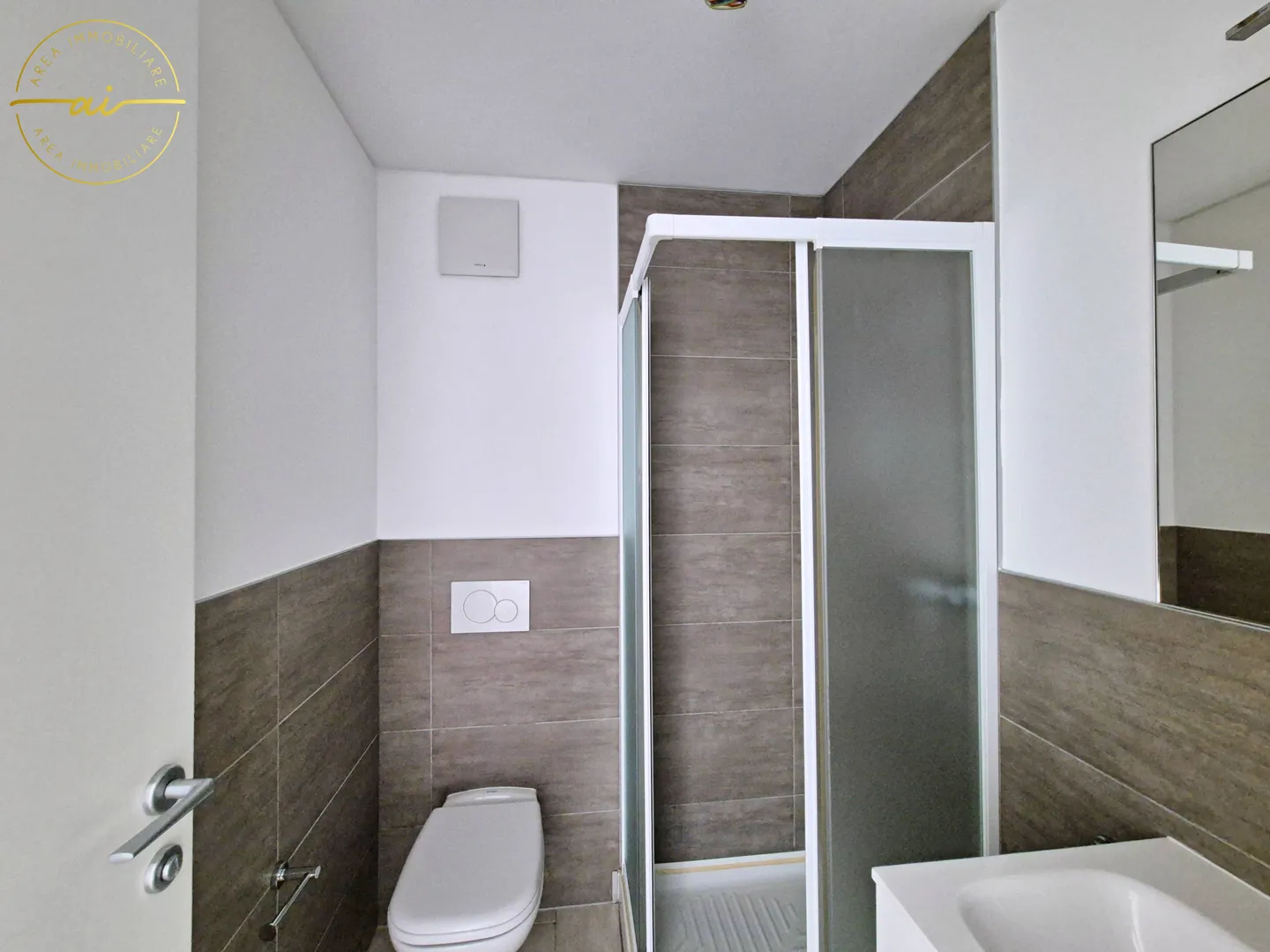 APPARTAMENTO DI 2.5 LOCALI IN MEZZO AL VERDE A CADRO - Foto 8 di 12