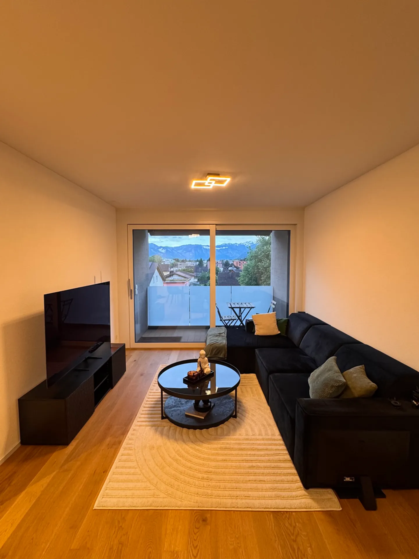 Moderne 2.5 Zimmer-Wohnung - Foto 1 von 5