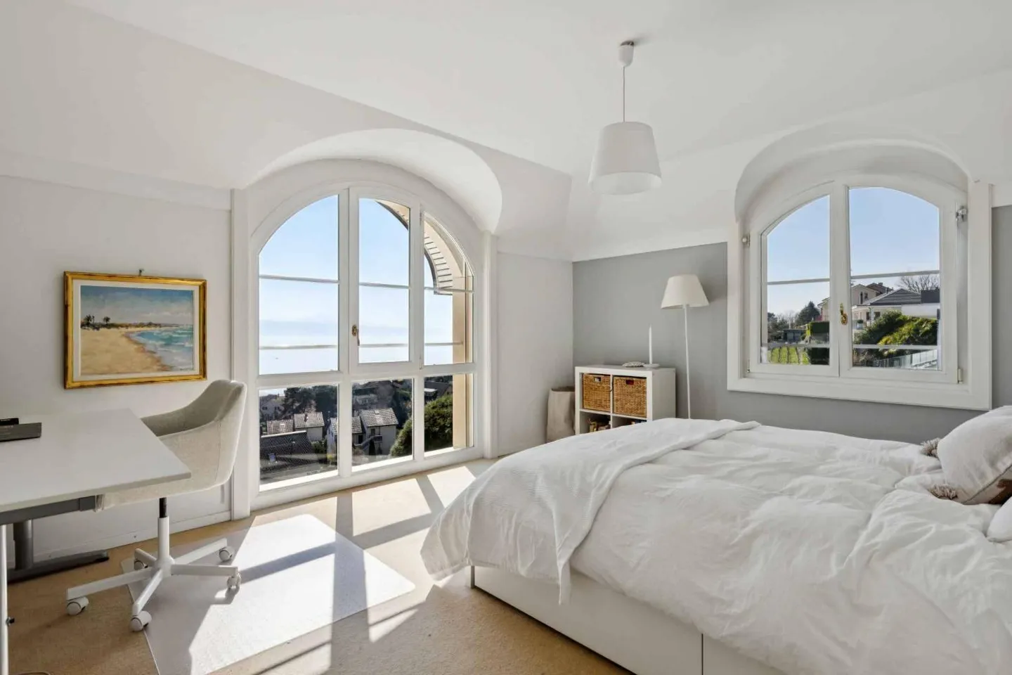 Exclusivity in Lutry: Manor Villa with 420 m2 and Panoramic Lake View - Photo 10 of 10