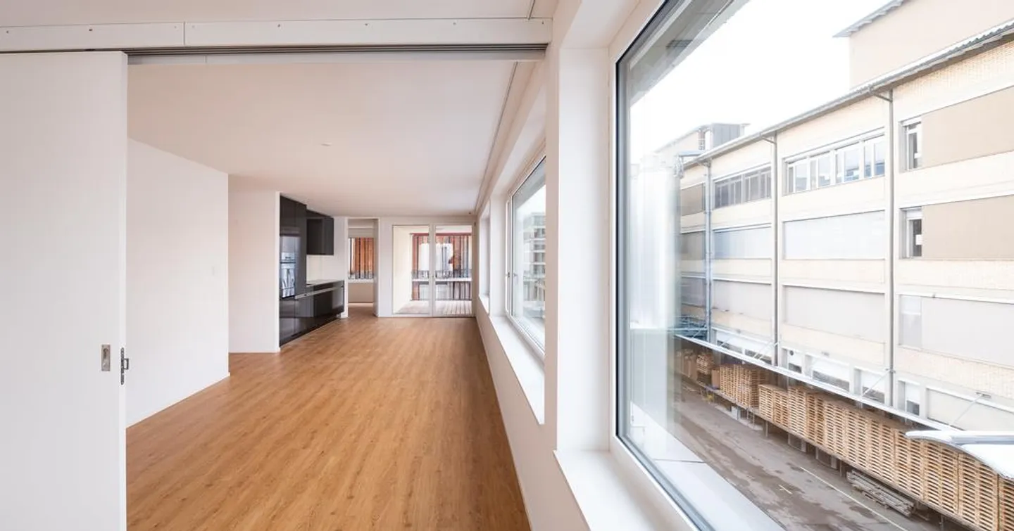 Modern apartment in the Cypress Courtyard! - Photo 4 of 10