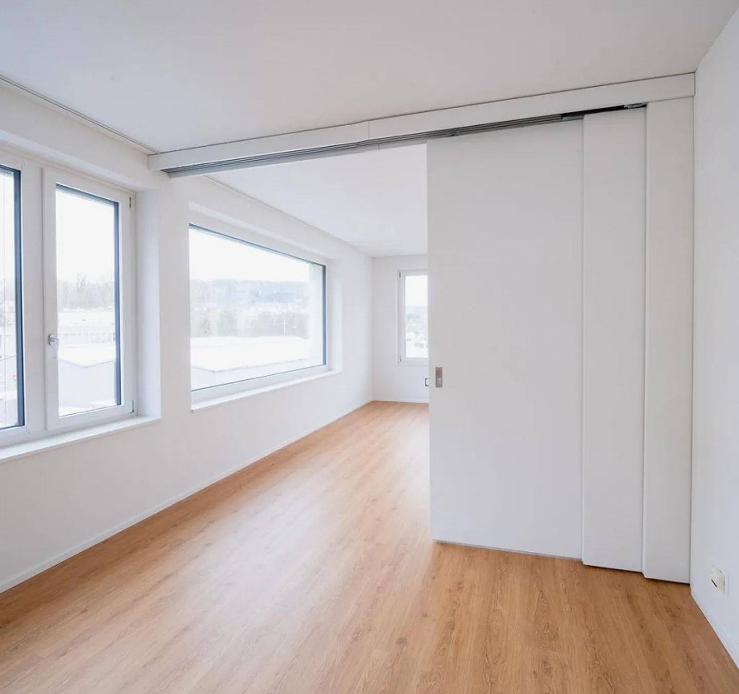 Modern apartment in the Cypress Courtyard! - Photo 5 of 10