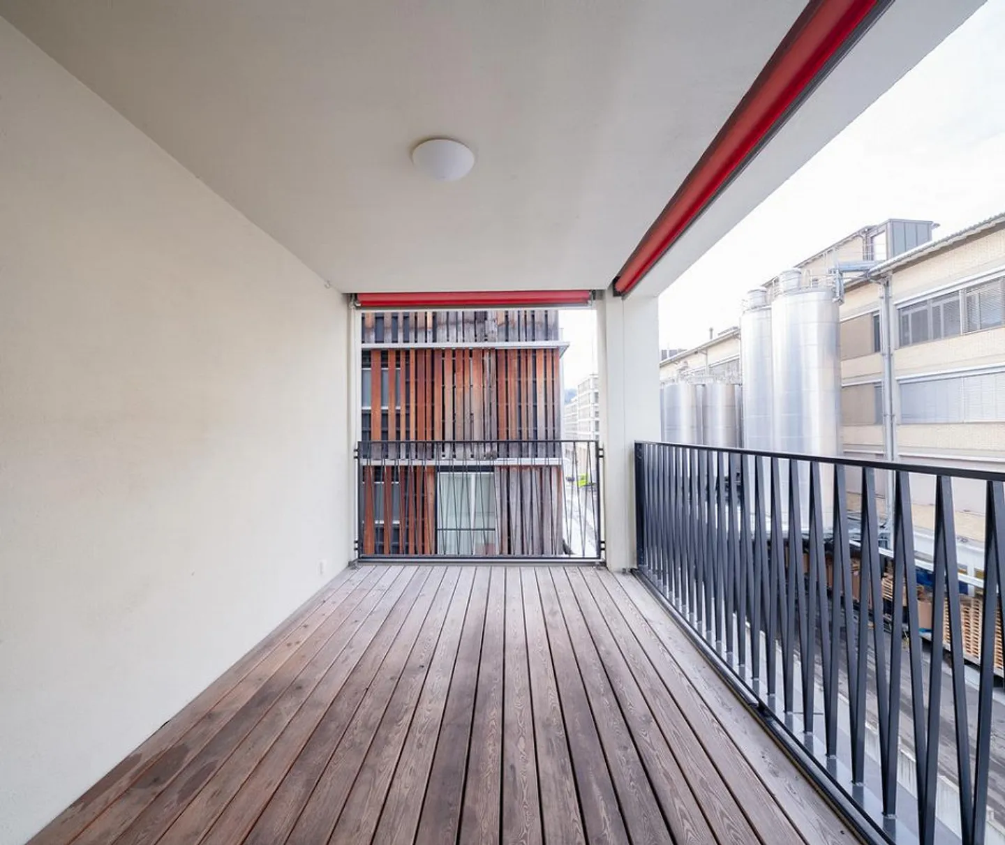 Modern apartment in the Cypress Courtyard! - Photo 10 of 10