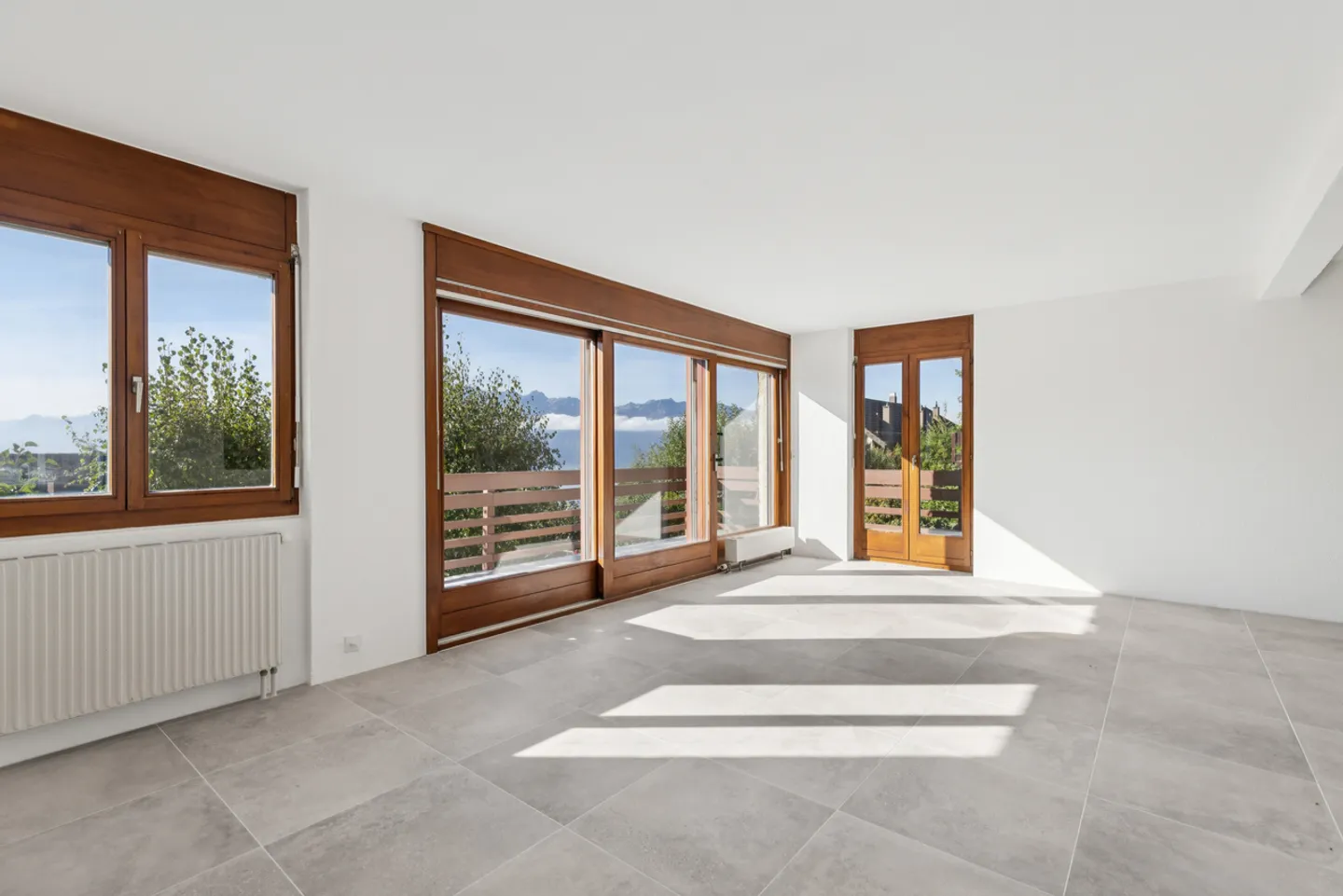 Sehr schönes 5,5-Zimmer-Haus mit Seeblick - Foto 5 von 13