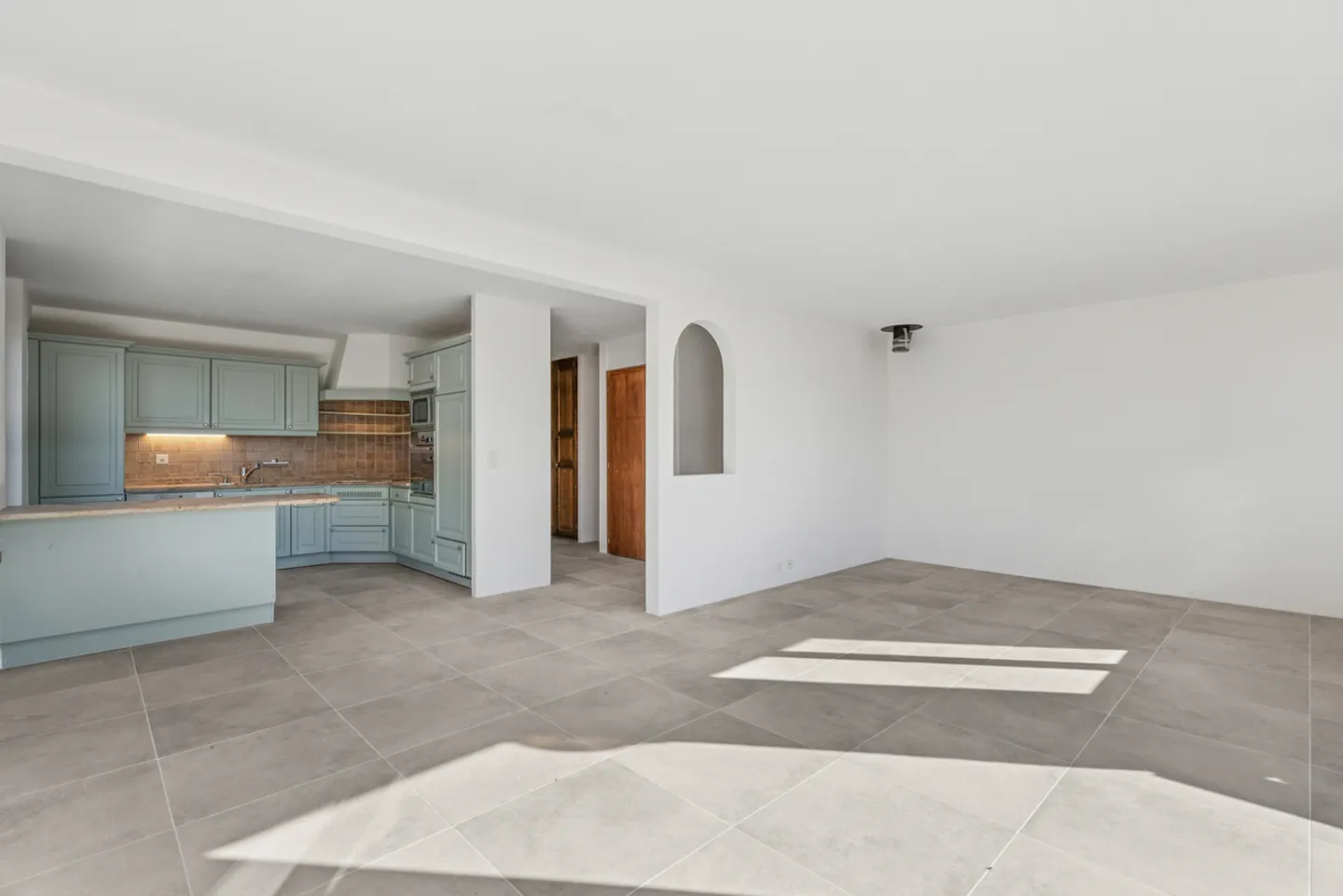 Sehr schönes 5,5-Zimmer-Haus mit Seeblick - Foto 6 von 13