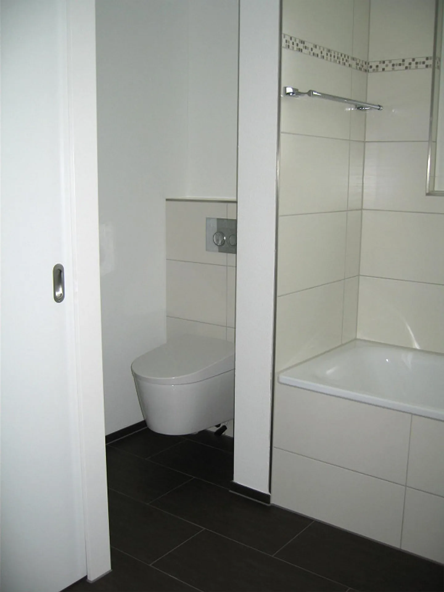Superbe appartement dans une maison de 3 familles à Matthof, près du lac, de la forêt, des transports en commun, des commerces - Photo 10 sur 22