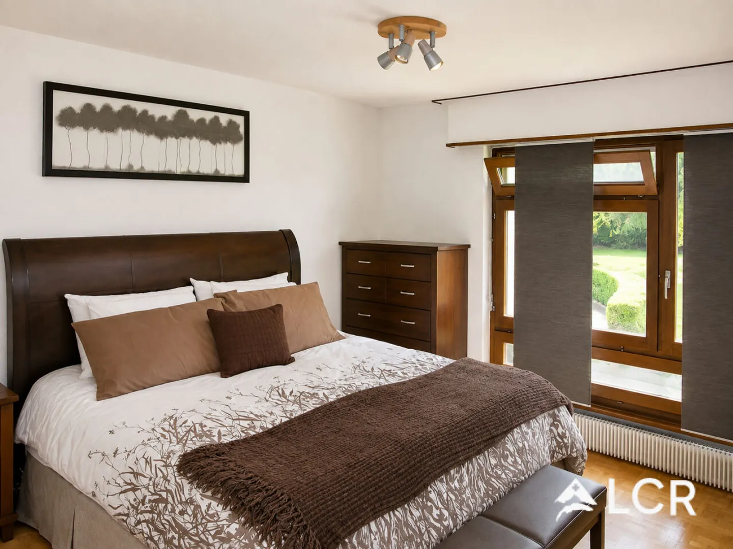 Beautiful House 7 Rooms / 5 Bedrooms / Garden and Terrace - Photo 3 of 9