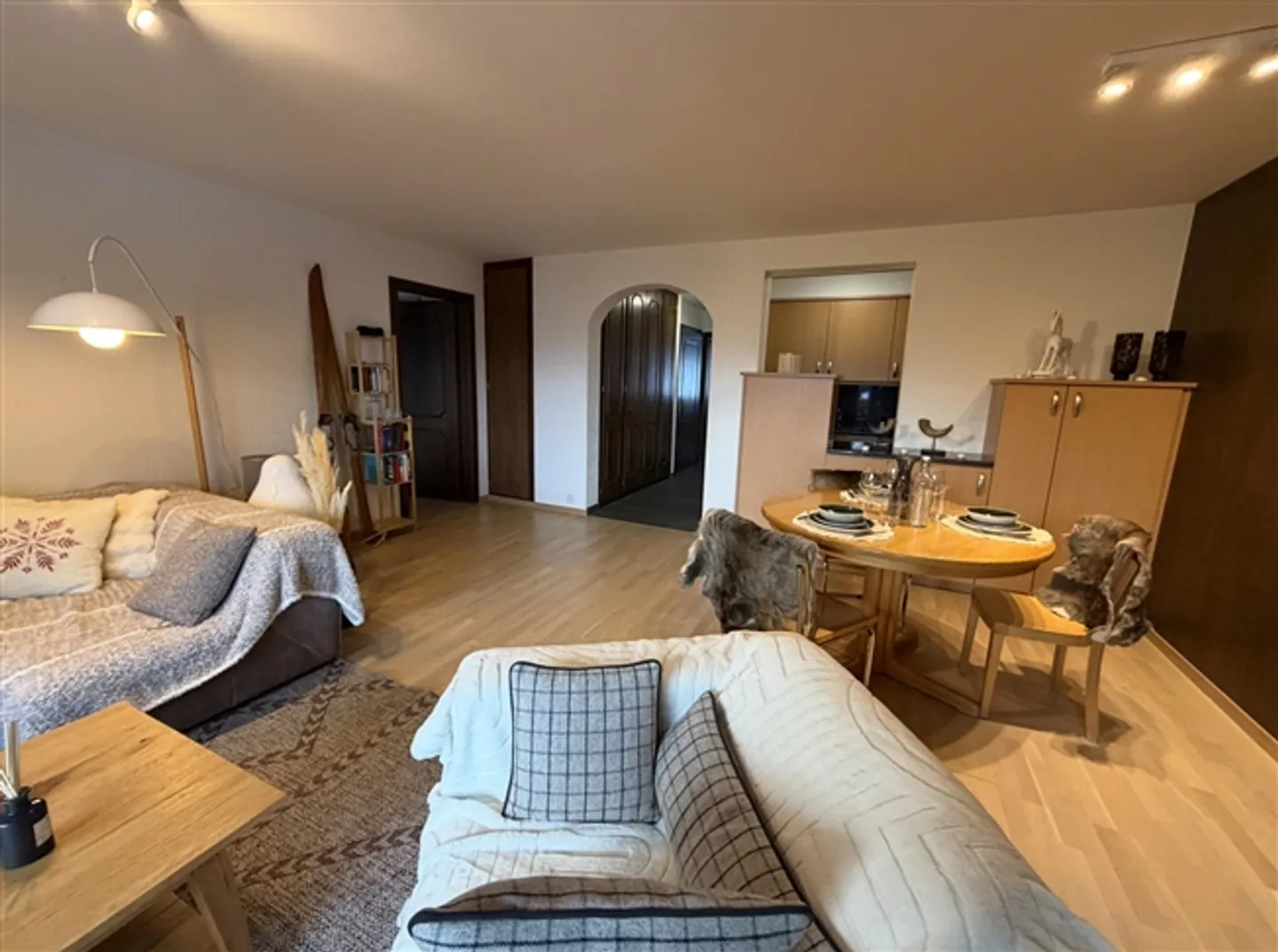 Ski-in/Ski-out Wohnung mit Aussicht - Foto 3 von 10