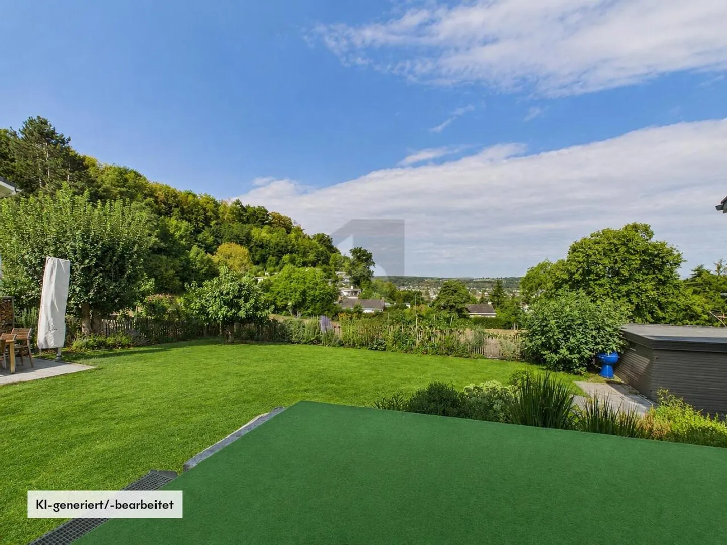UNIQUE VIEW, LOTS OF PRIVACY & GARDEN - Photo 5 of 6