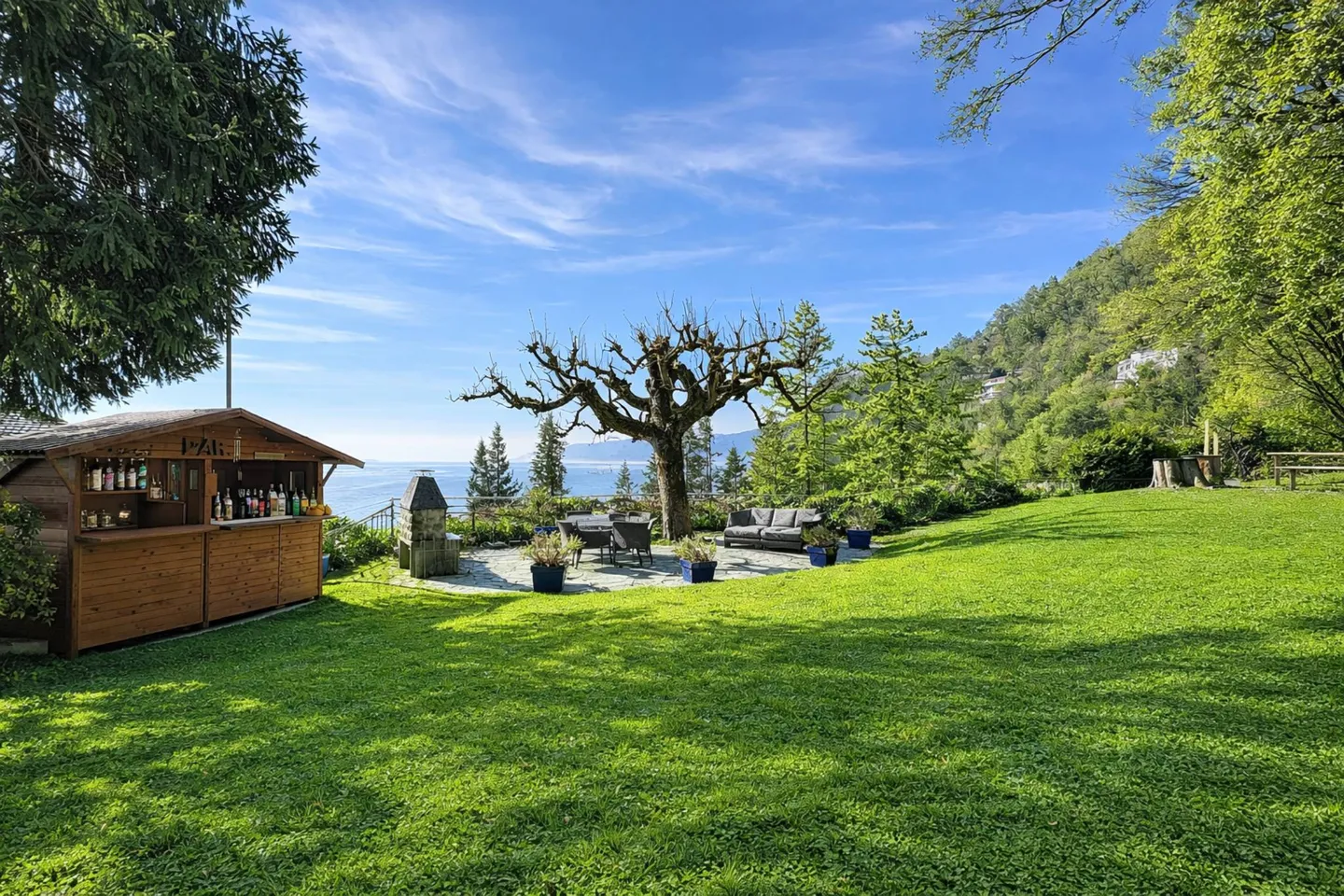 Charming Chalet with Lake View - Photo 4 of 13