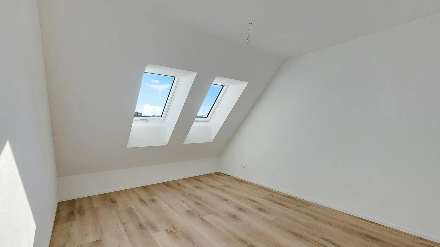 Modern Penthouse with Terrace - Photo 8 of 13