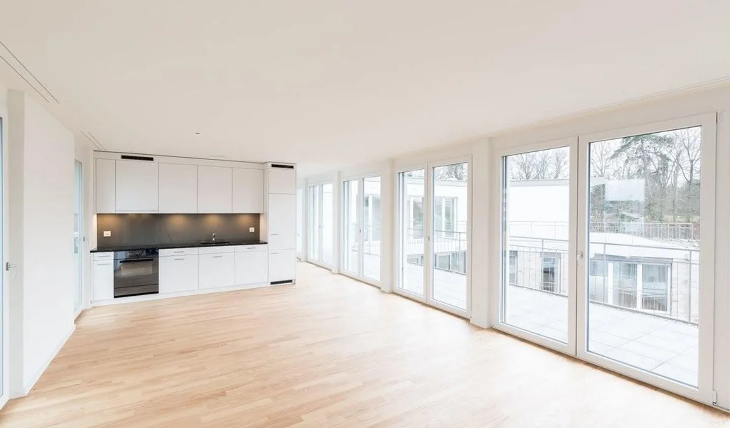 Appartement en penthouse moderne avec grande terrasse sur le toit - Photo 3 sur 10