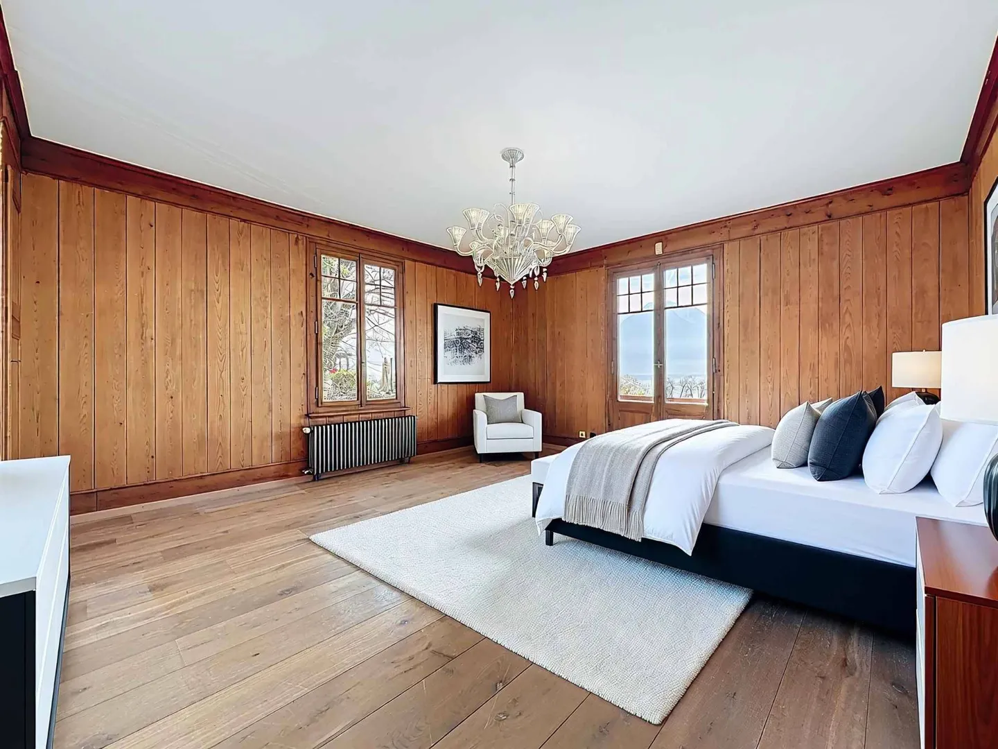 Charming Chalet with Lake View - Photo 7 of 13