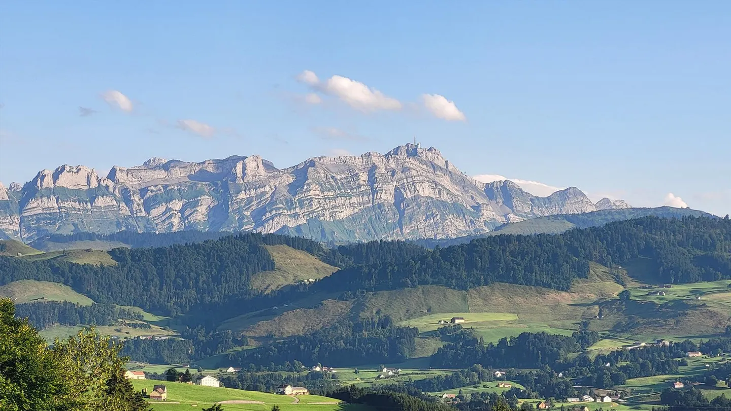 Appartamento elegante di 5,5 stanze con vista sull'Alpstein e oasi benessere - Foto 1 di 8