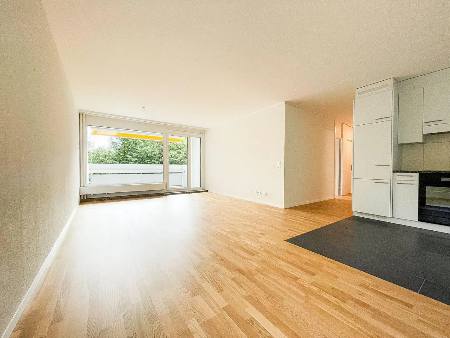Newly renovated 3.5 room apartment in the Wittigkofen district - Photo 2 of 7