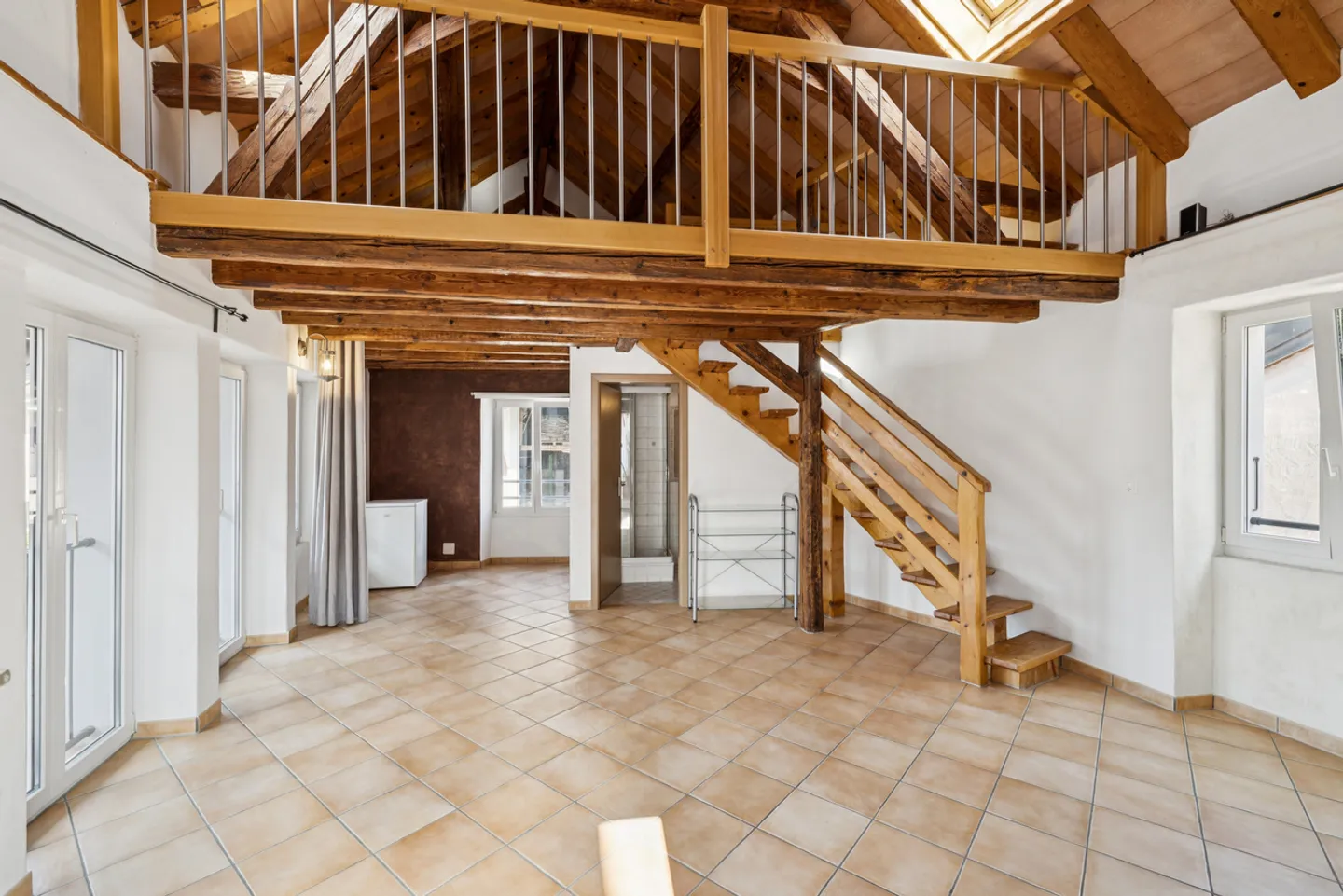 Riduzione di prezzo - Casa triplex di villaggio e annesso di Sotheby's - Foto 10 di 11