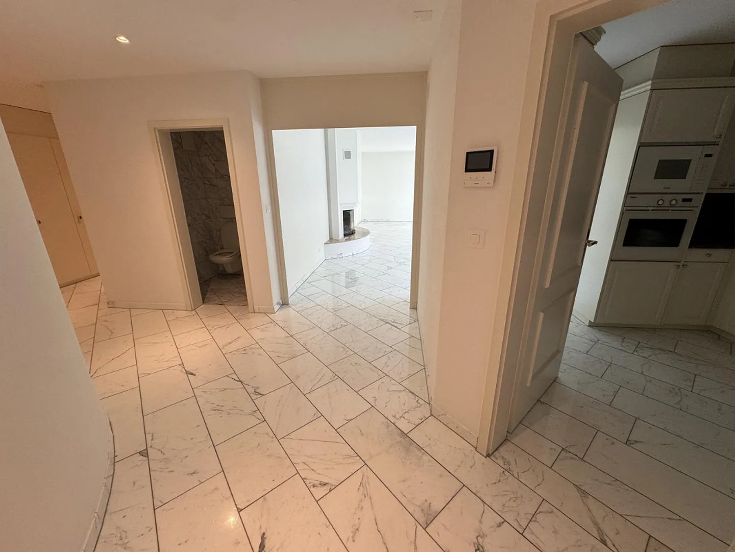 Appartement spacieux de 5,5 pièces au rez-de-chaussée avec espace jardin - Photo 12 sur 12