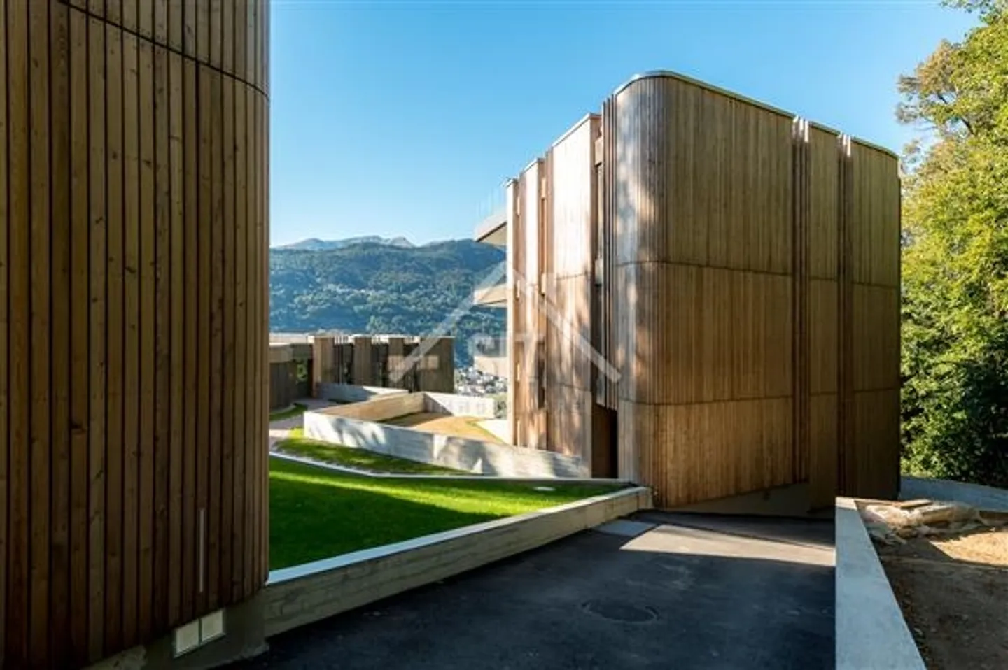 Montagnola: Attico 3.5 locali - Foto 2 di 10