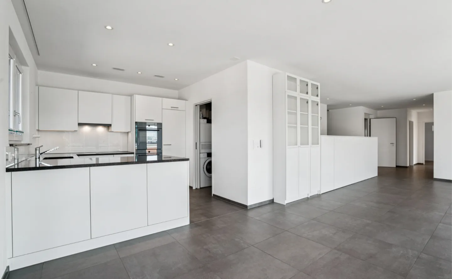 ATTIKA - PANORAMA - TERRACE - Photo 5 of 13