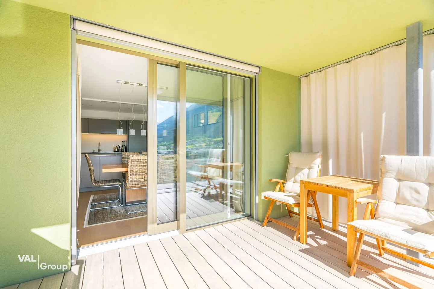 Stilvolles Penthouse mit Aussicht - Foto 7 von 12