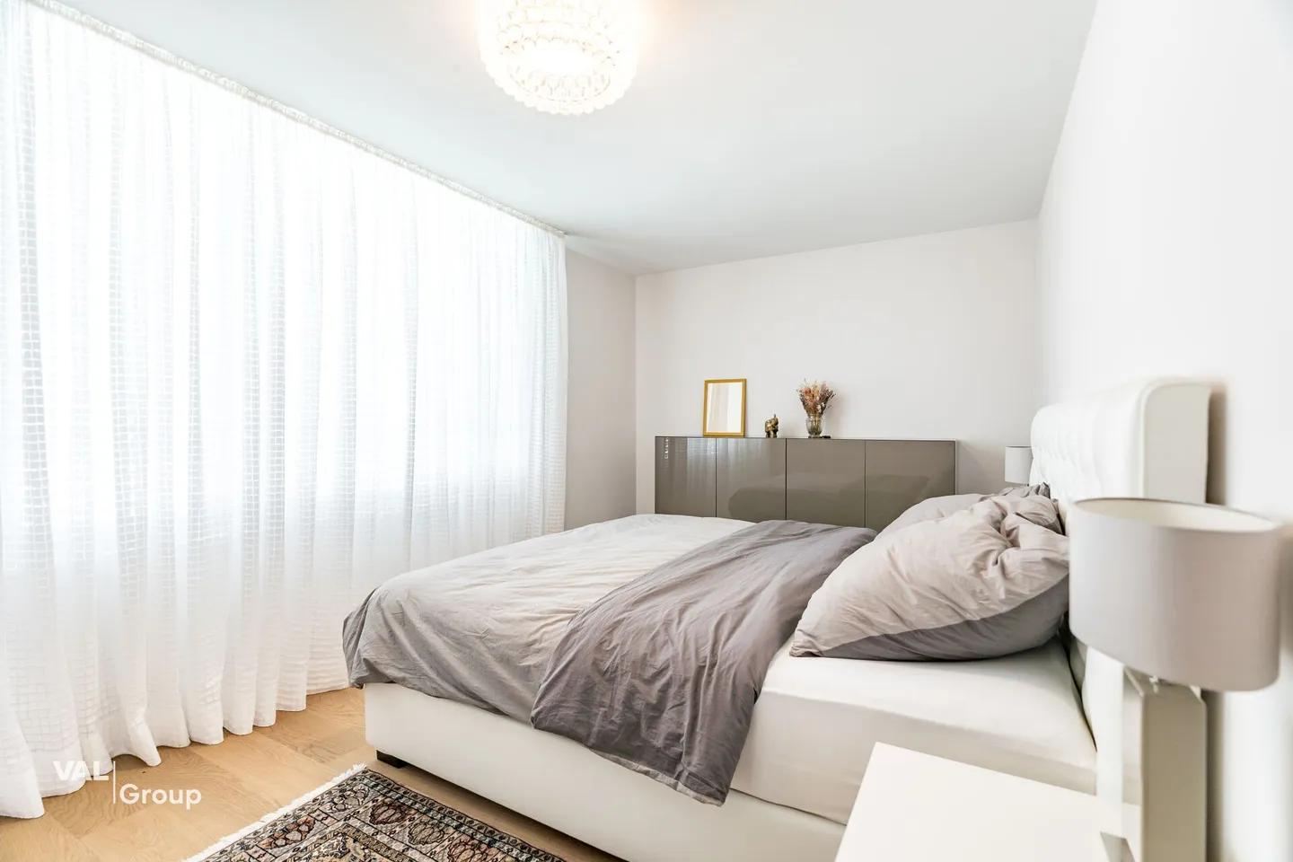 Stilvolles Penthouse mit Aussicht - Foto 4 von 12