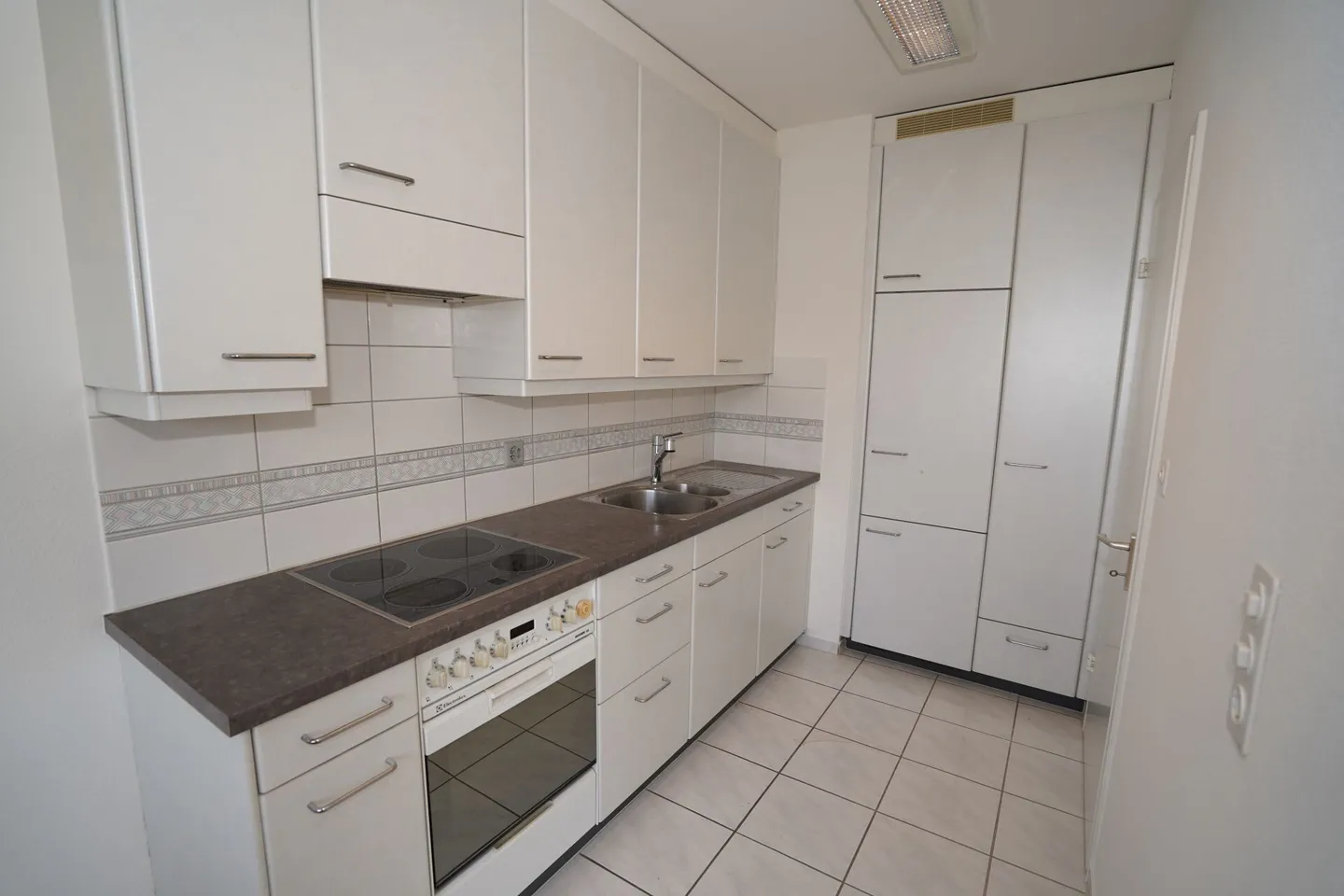 Appartamento 4 locali con vista nella comunità fiscalmente vantaggiosa di Arlesheim - Foto 4 di 11