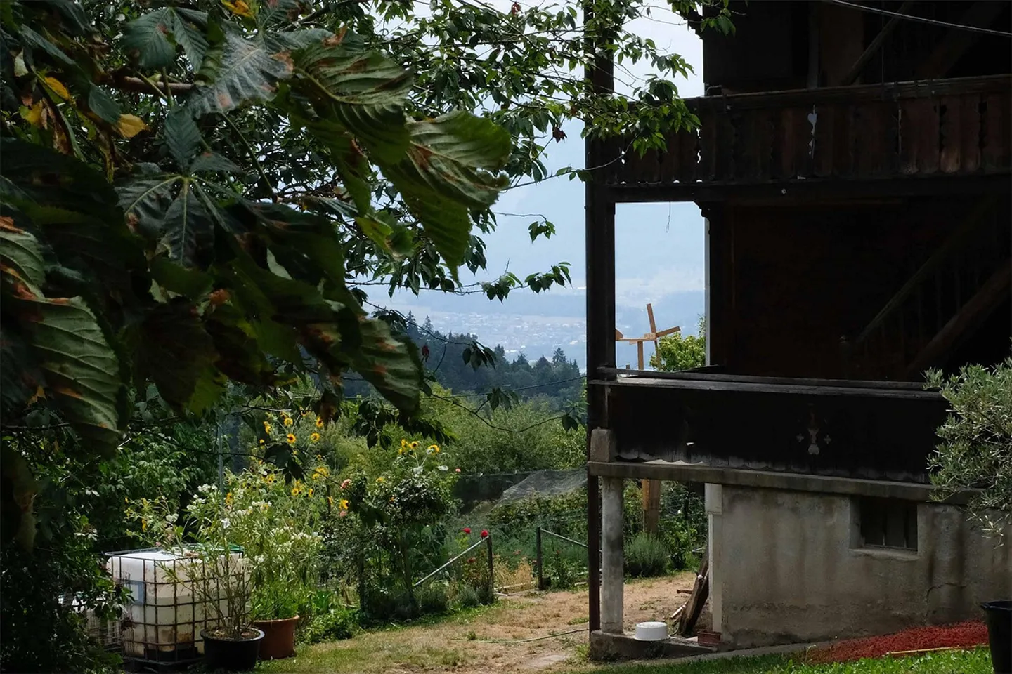 Grande appartement de 4.5 pièces dans la verdure - Photo 6 sur 13