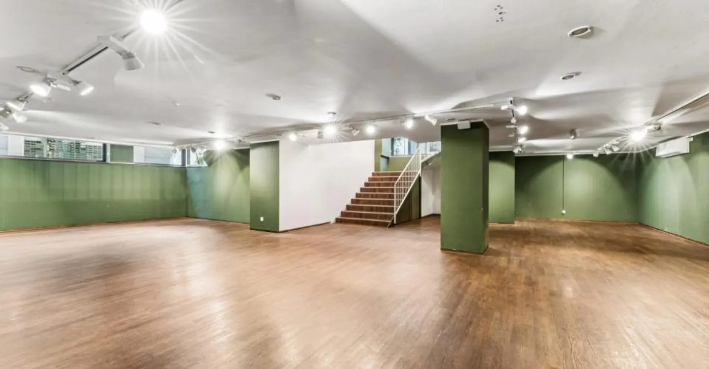 Représentatif et élégant : Espace de vente dans un emplacement de choix - Photo 6 sur 6