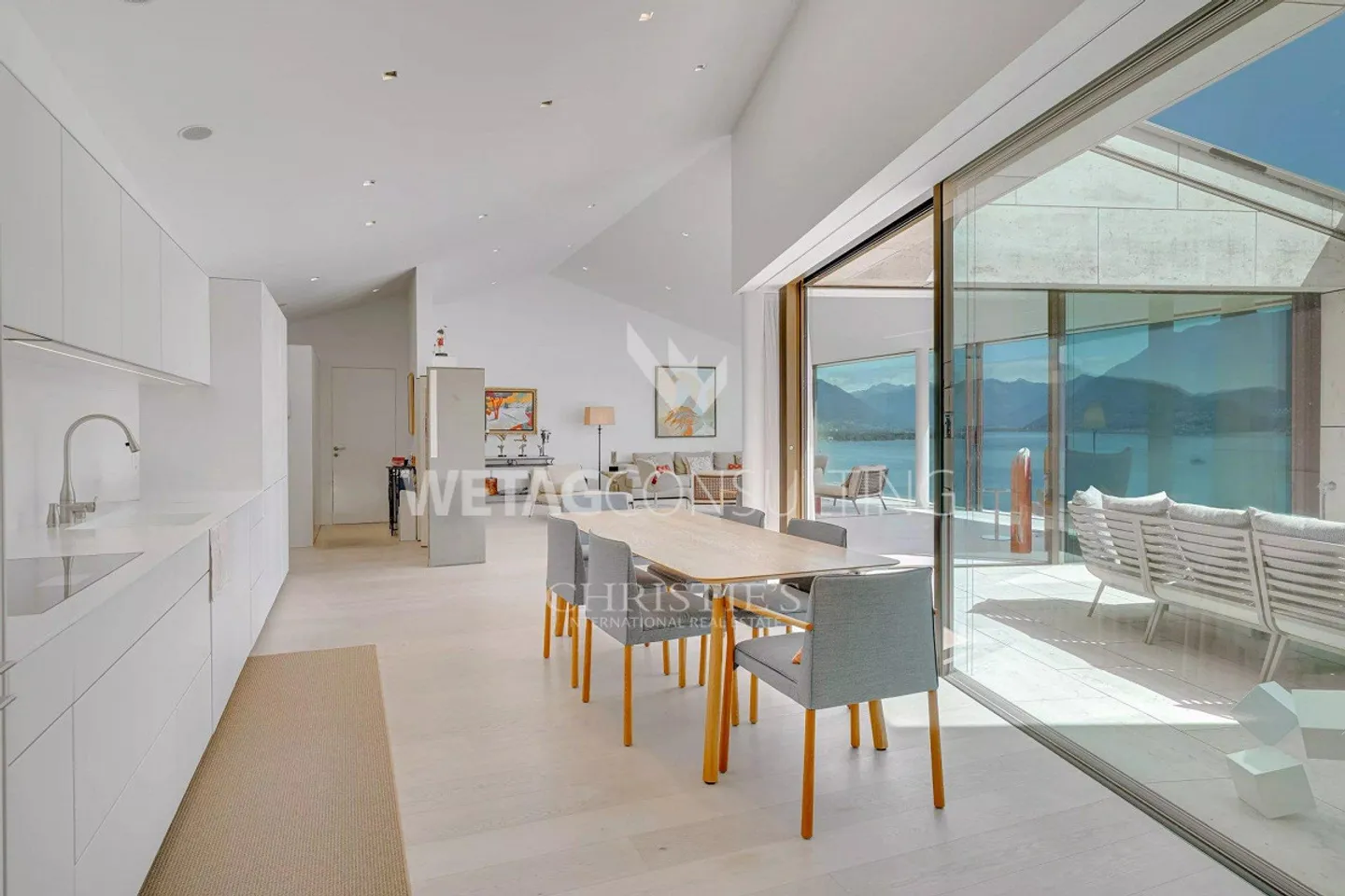 Ronco sopra Ascona: exclusive luxury penthouse apartment with breathtaking... - Photo 4 of 13