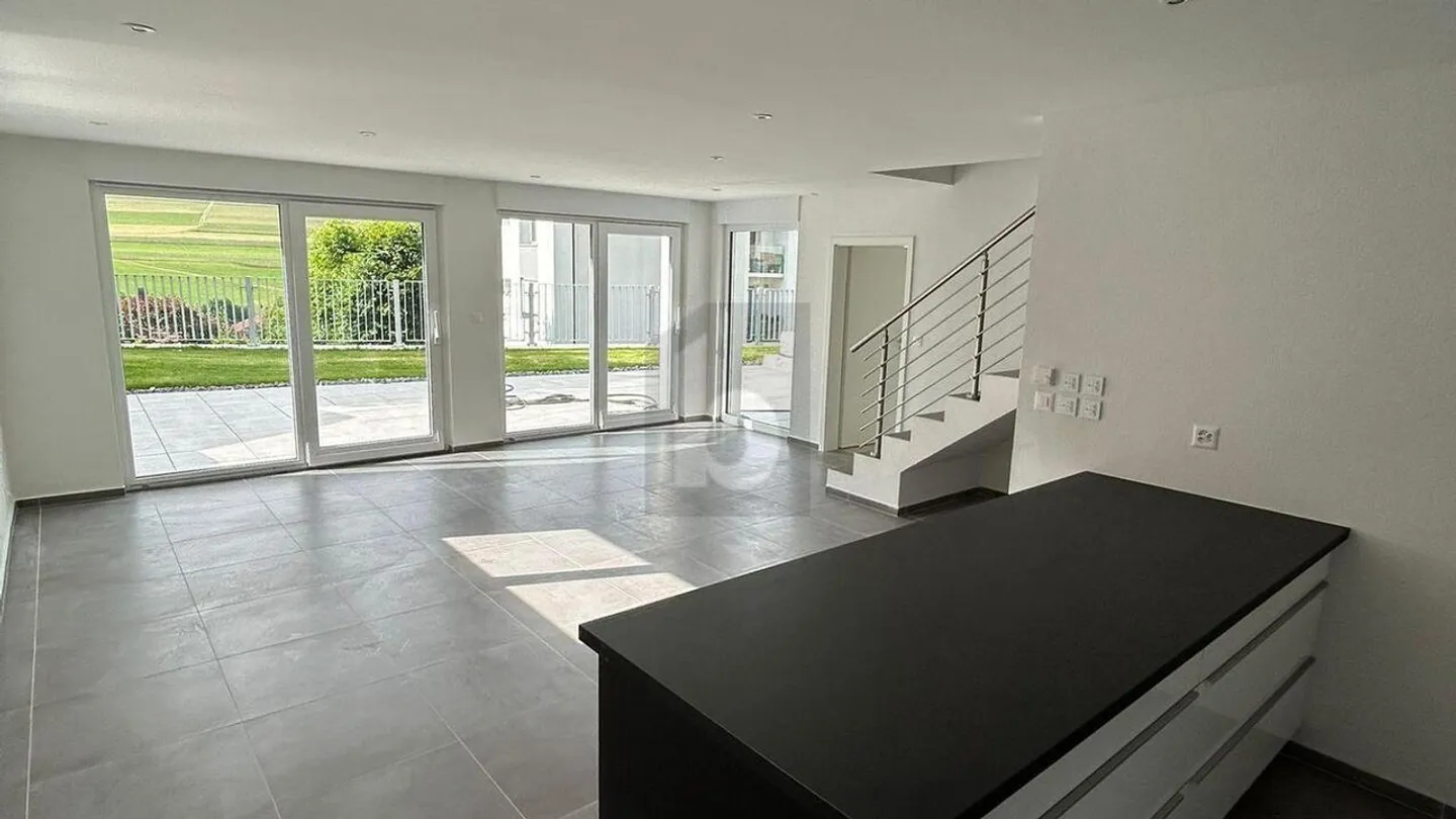 NOUVEAU ET IDÉALEMENT SITUÉ - Photo 3 sur 6