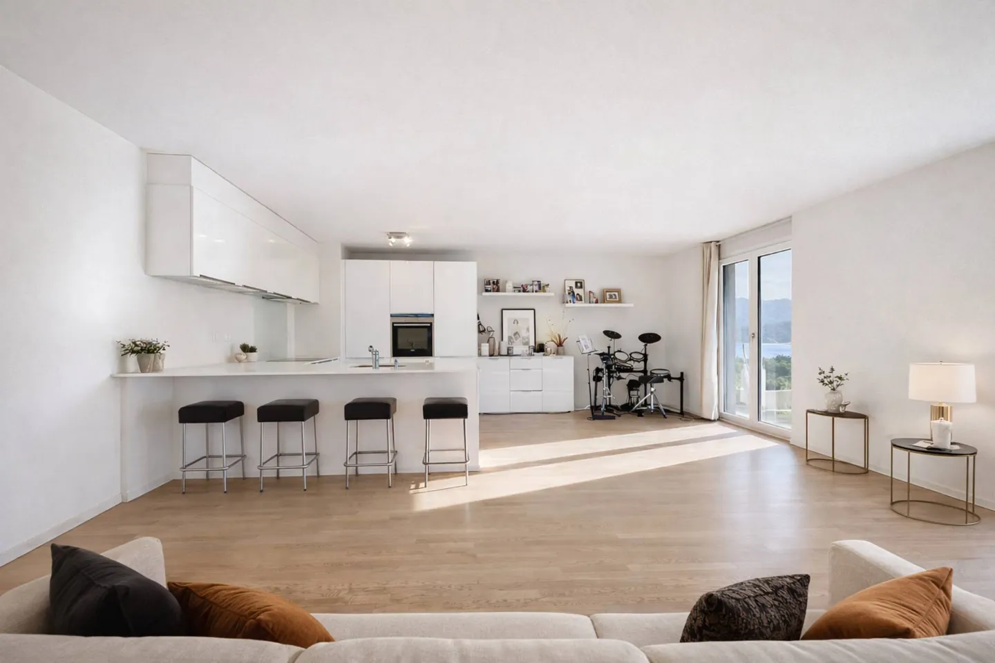 Appartamento Contemporaneo con Vista Lago - Foto 3 di 9