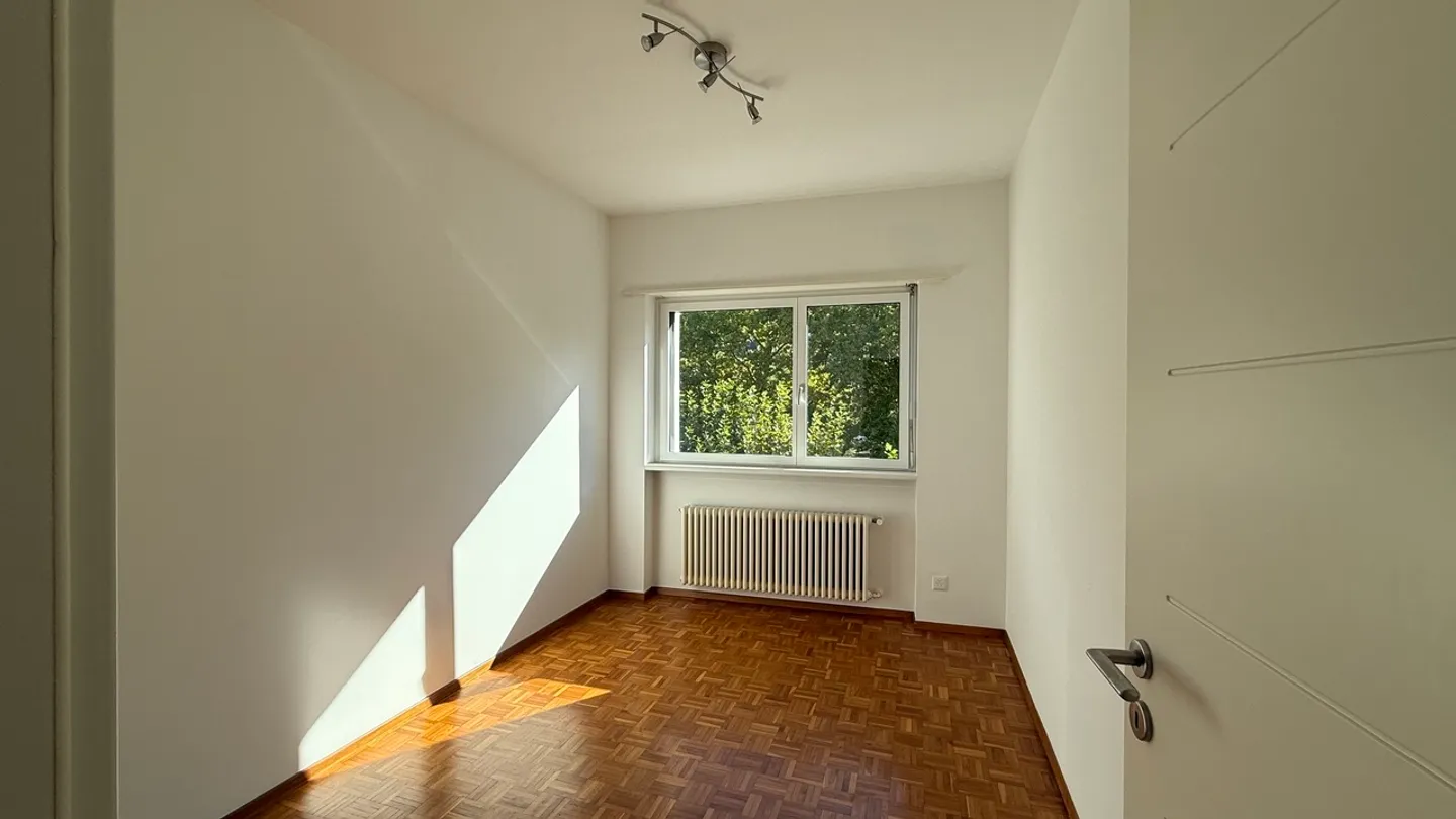 Bequeme 4.5 Zimmer mit Blick auf den Cassarate-Fluss - Foto 7 von 13