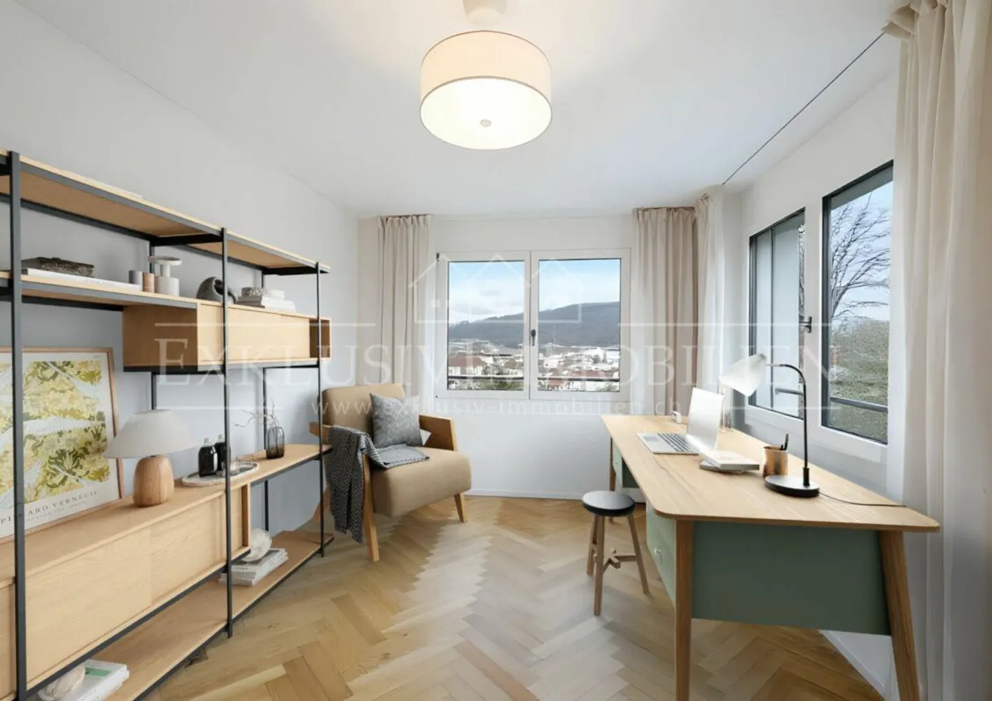 Stilvolles Doppelhaus mit Aussicht - Foto 4 von 6