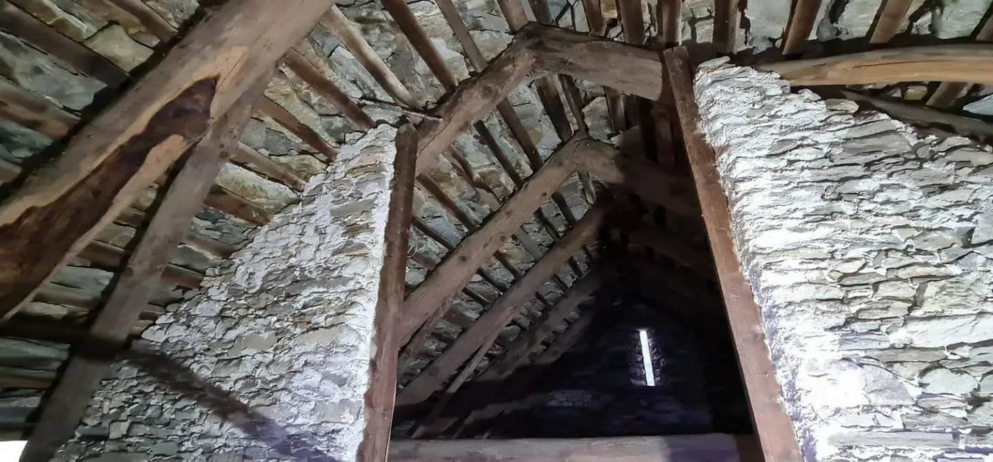 Grande partie rustique à rénover - Photo 17 sur 18